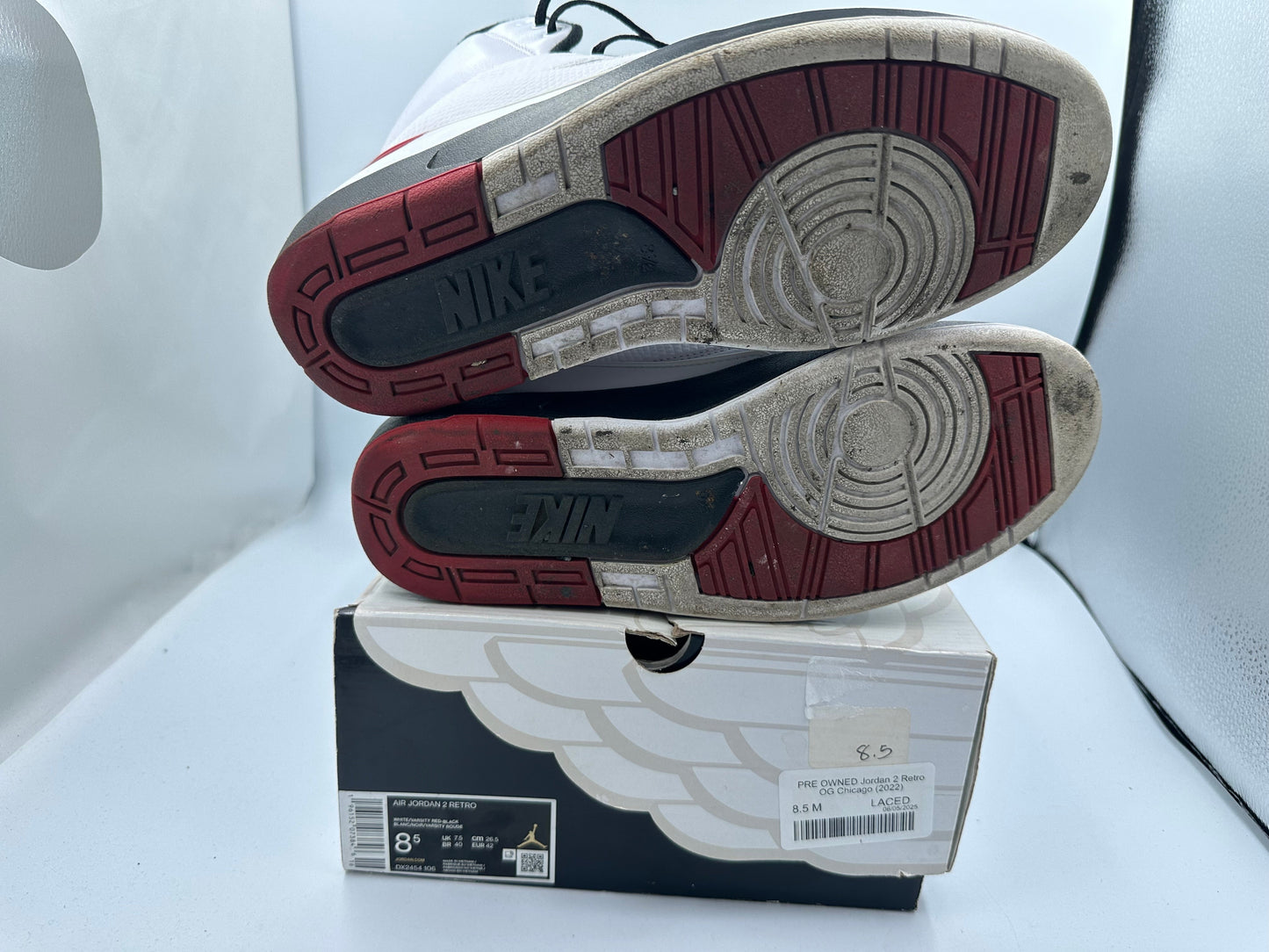 PRE OWNED Jordan 2 Retro OG Chicago (2022)