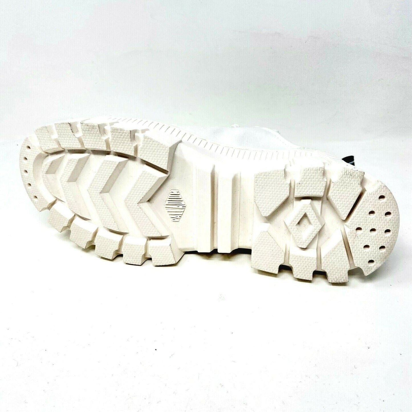 Palladium Revolt LO TX Star White Womens Platform Boots 97243 116