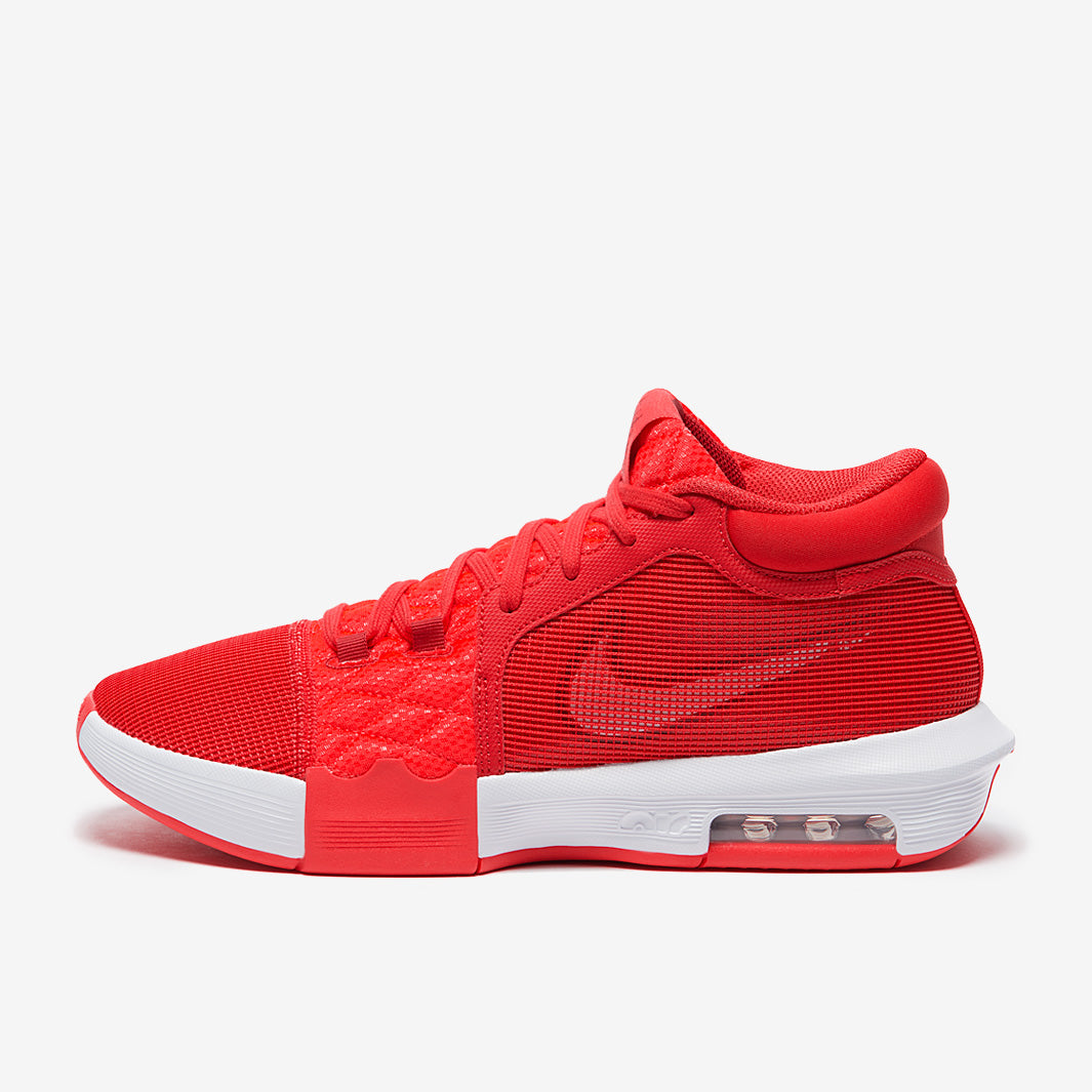 Nike LeBron Witness 8