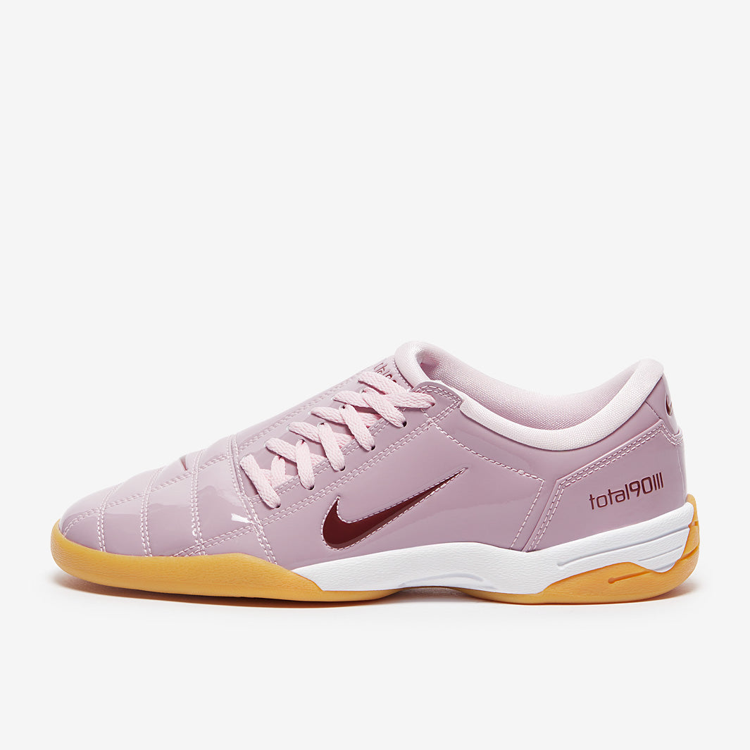 Nike Sportswear Womens T90