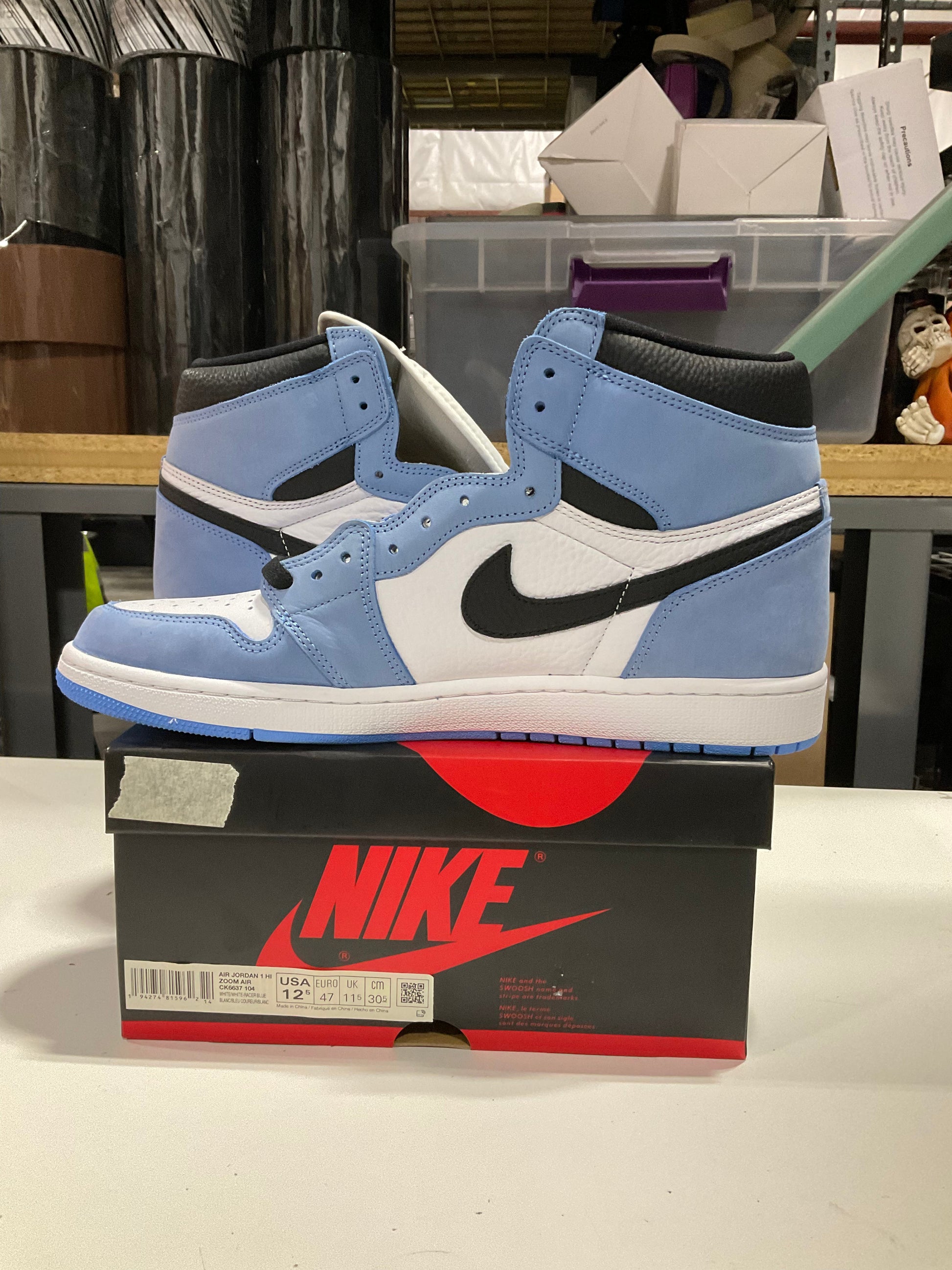 DS Jordan 1 University Blue *Conditional* Wrong Box