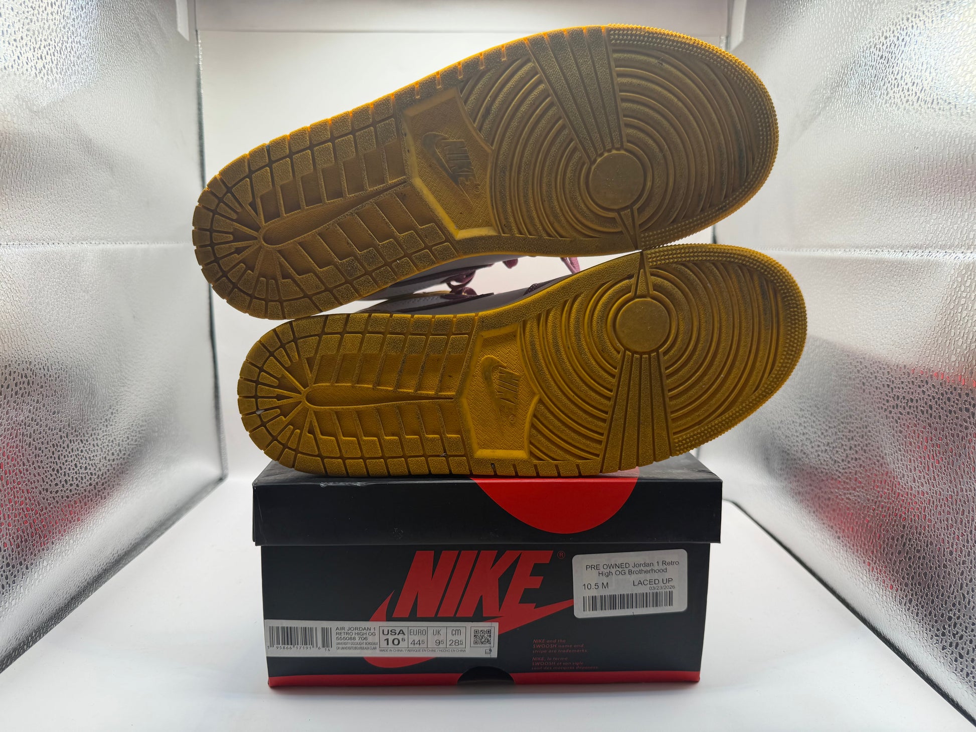PRE OWNED Jordan 1 Retro High OG Brotherhood