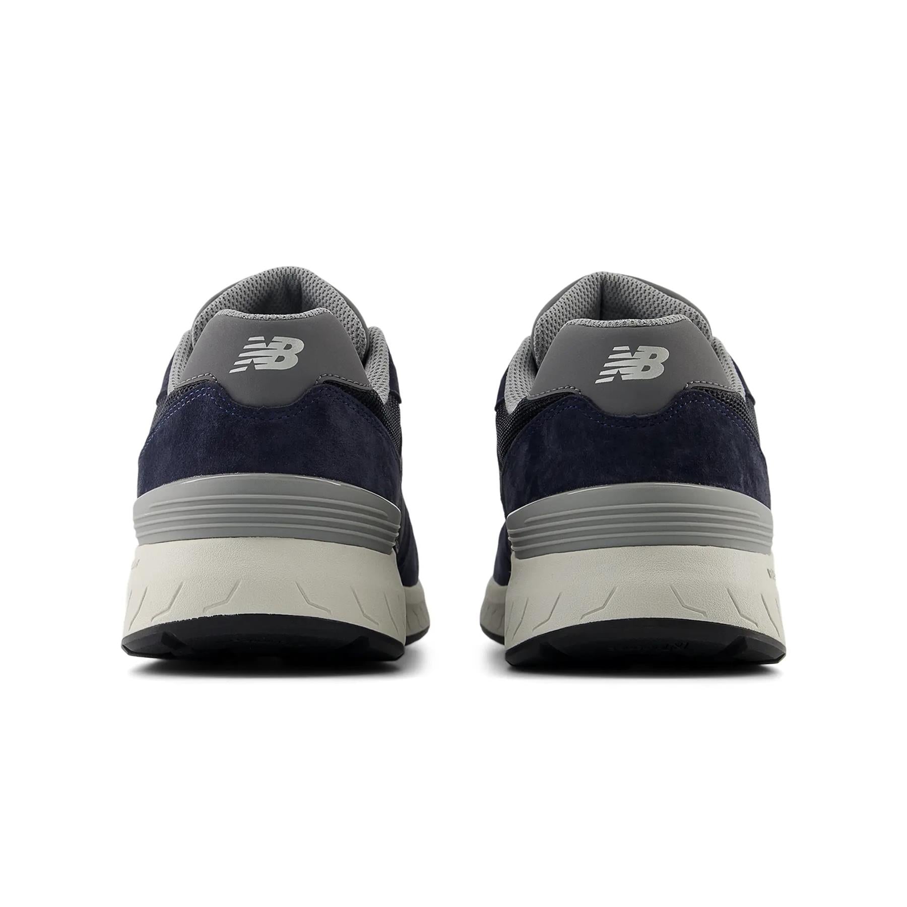 Women's Wide Fit New Balance MW880CB6 Walking/Running Trainers - Fresh Foam